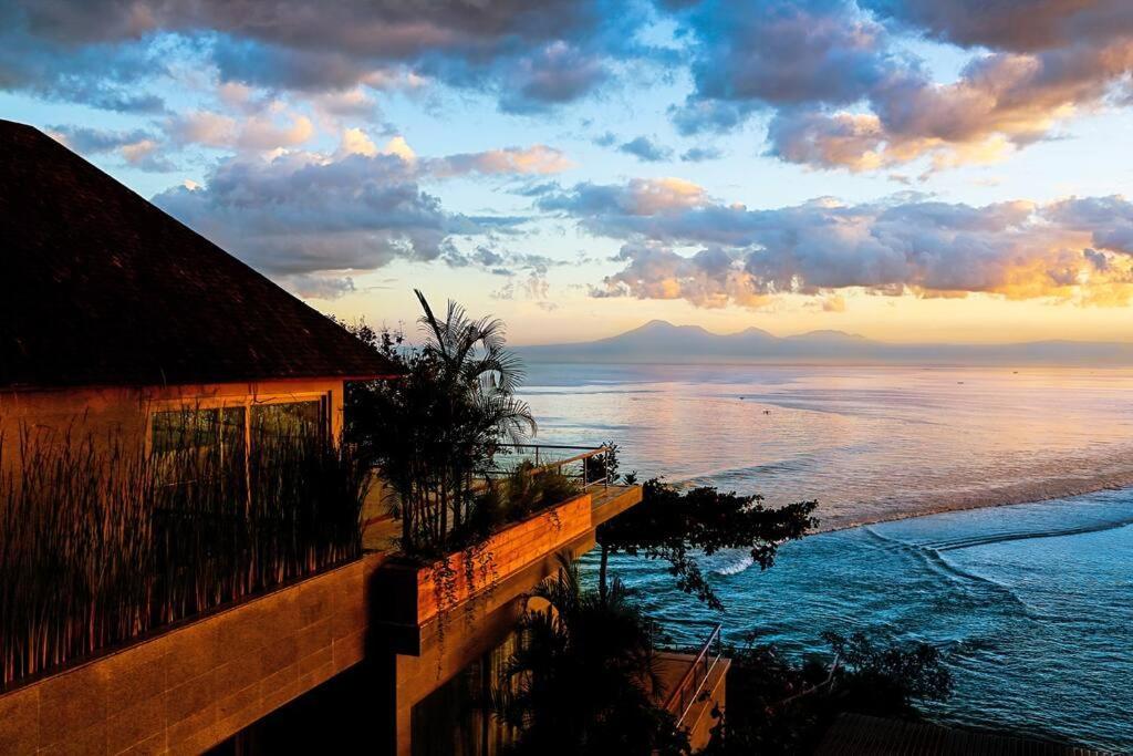The Luxe Bali - Luxury 4 Bedroom Cliff Ocean Edge Villa Uluwatu Exterior photo