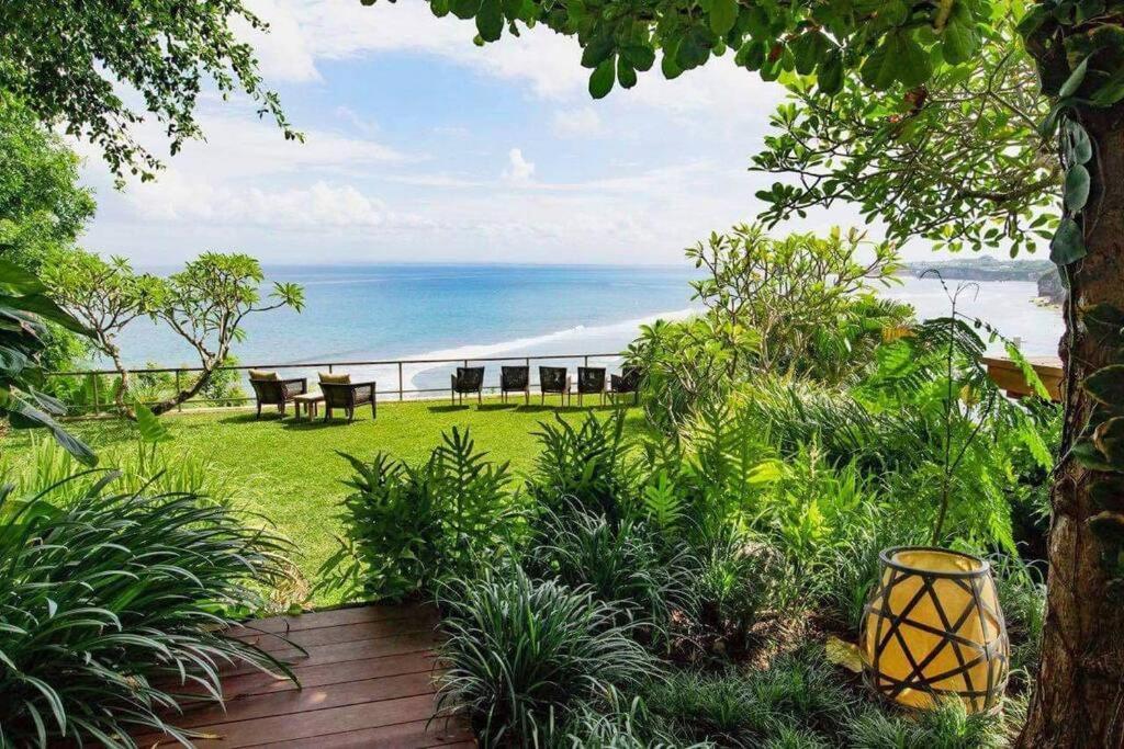 The Luxe Bali - Luxury 4 Bedroom Cliff Ocean Edge Villa Uluwatu Exterior photo